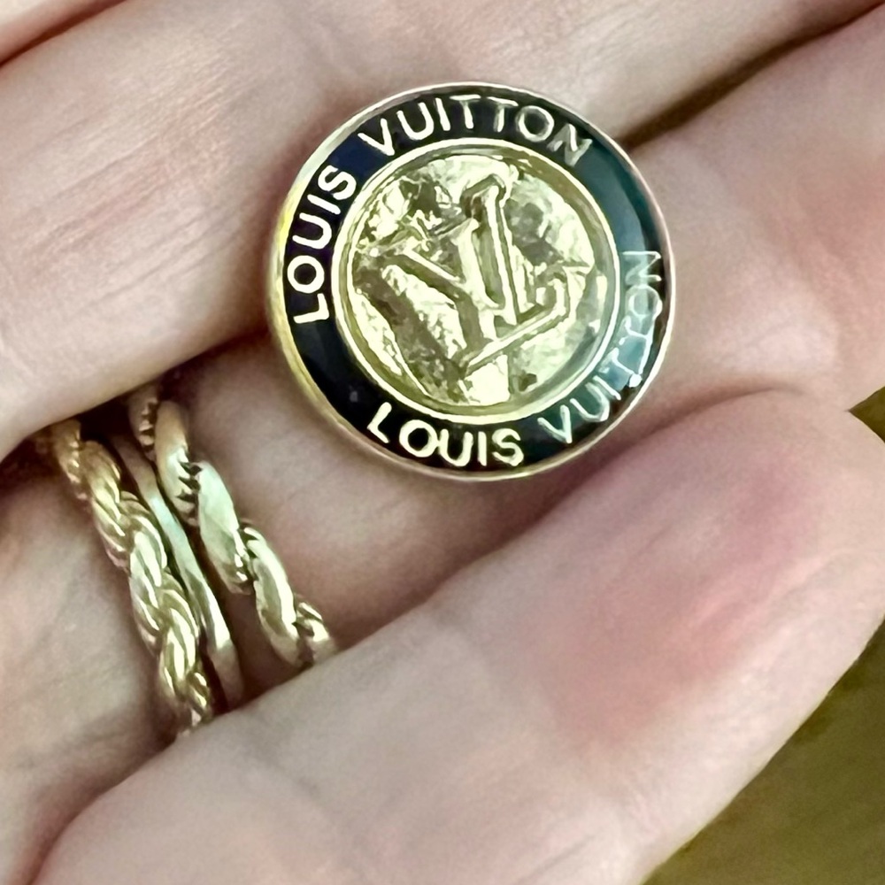 LV (set of 6) 18mm/Gold/Black/shank back buttons/LV stamped back